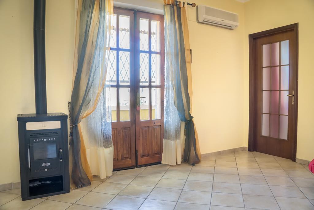 Casa Vacanza Da Luisa San Giovanni Suergiu Bagian luar foto